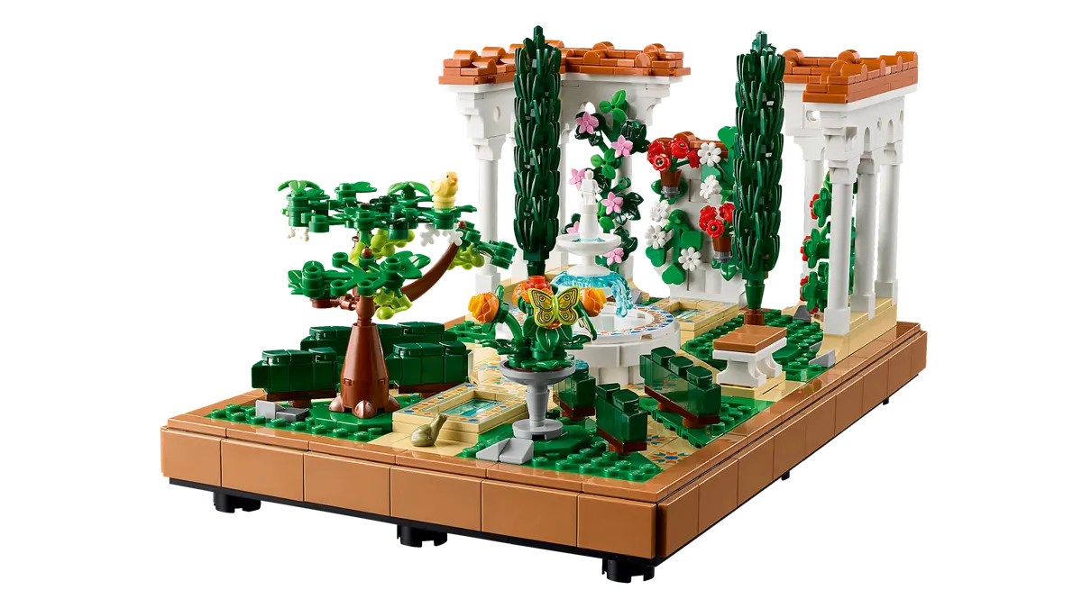 LEGO ICONS 10359 FOUNTAIN GARDEN - Toyworld Frankston