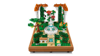 LEGO ICONS 10359 FOUNTAIN GARDEN - Toyworld Frankston