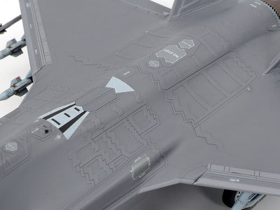 TAMIYA 1/72 F-35A LIGHTNING II