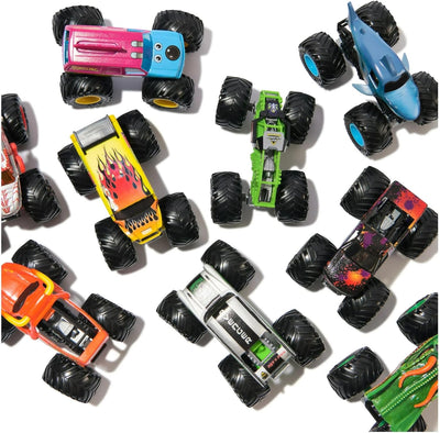MONSTER JAM SERIES 44 TRUCKS ON DUTY - CLASSROOM CRUSHER - Toyworld Frankston