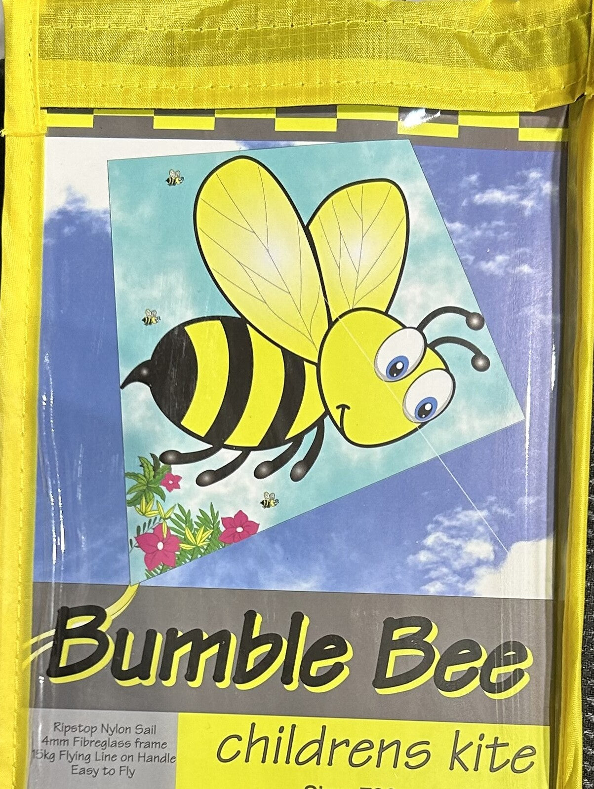 OCEAN BREEZE 884 BUMBLE BEE DIAMOND KITE - Toyworld Frankston