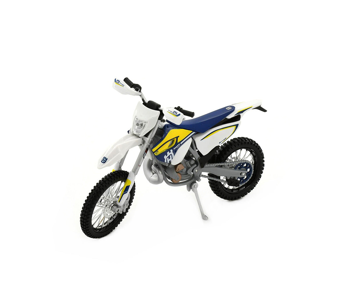 MAISTO MOTORCYCLES 1:12 ASSEMBLY LINE - HUSQVARNA FE 501 - Toyworld Frankston