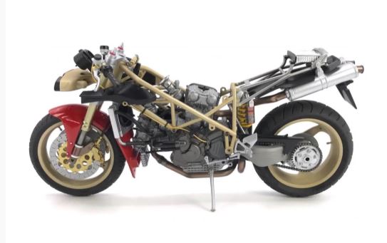 TAMIYA 1:12 DUCATI 916 MODEL KIT