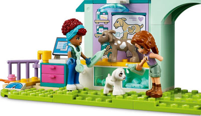 LEGO 42632 FRIENDS FARM ANIMAL VET CLINIC - Toyworld Frankston