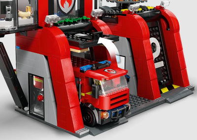 LEGO 60414 FIRE STATION WITH FIRE TRUCK