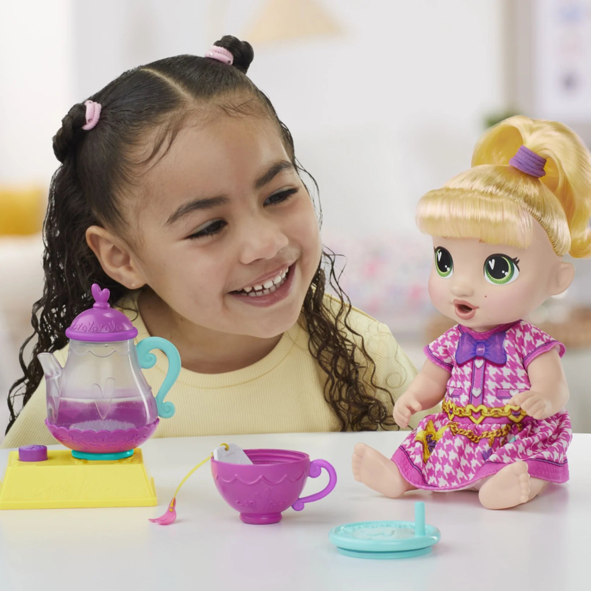 BABY ALIVE BUBBLE TEA PARTY - LALA GOOGOO