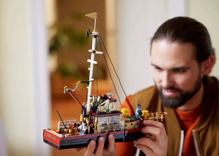 LEGO 21350 IDEAS - JAWS - Toyworld Frankston