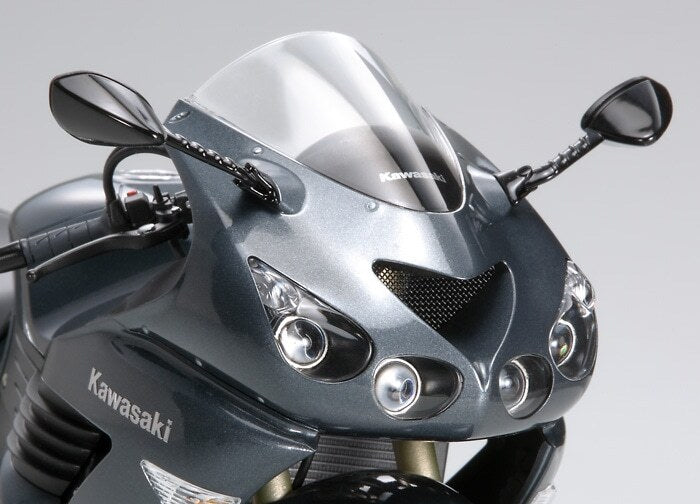 TAMIYA 1/12 KAWASAKI ZZR1400 MODEL KIT