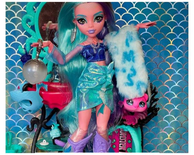 MONSTER HIGH SKULLTIMATE SECRETS: FEAR IDESCENT - LAGOONA BLUE
