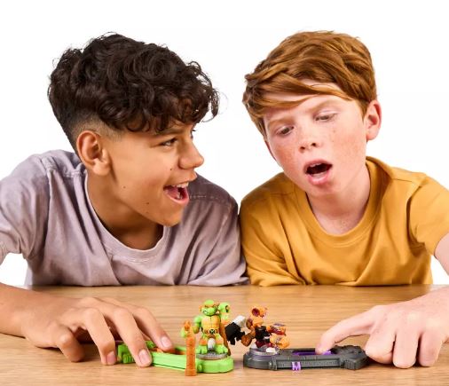 AKEDO TEENAGE MUTANT NINJA TURTLES MINI BATTLING ACTION WARRIORS - LEONARDO VS ROCKSTEADY - Toyworld Frankston