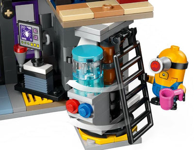 LEGO 75583  DESPICABLE ME MINIONS AND GRU'S FAMILY MANSION - Toyworld Frankston