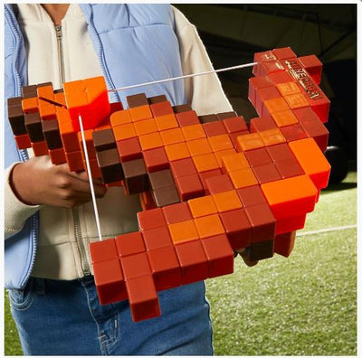 NERF MINECRAFT PILLAGERS DART FIRING CROSSBOW - Toyworld Frankston