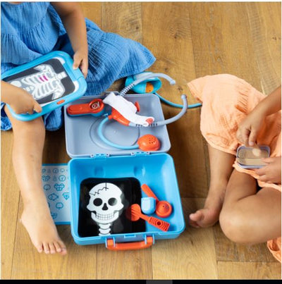 PRETENDABLES DOCTOR SET 19 PIECES - Toyworld Frankston