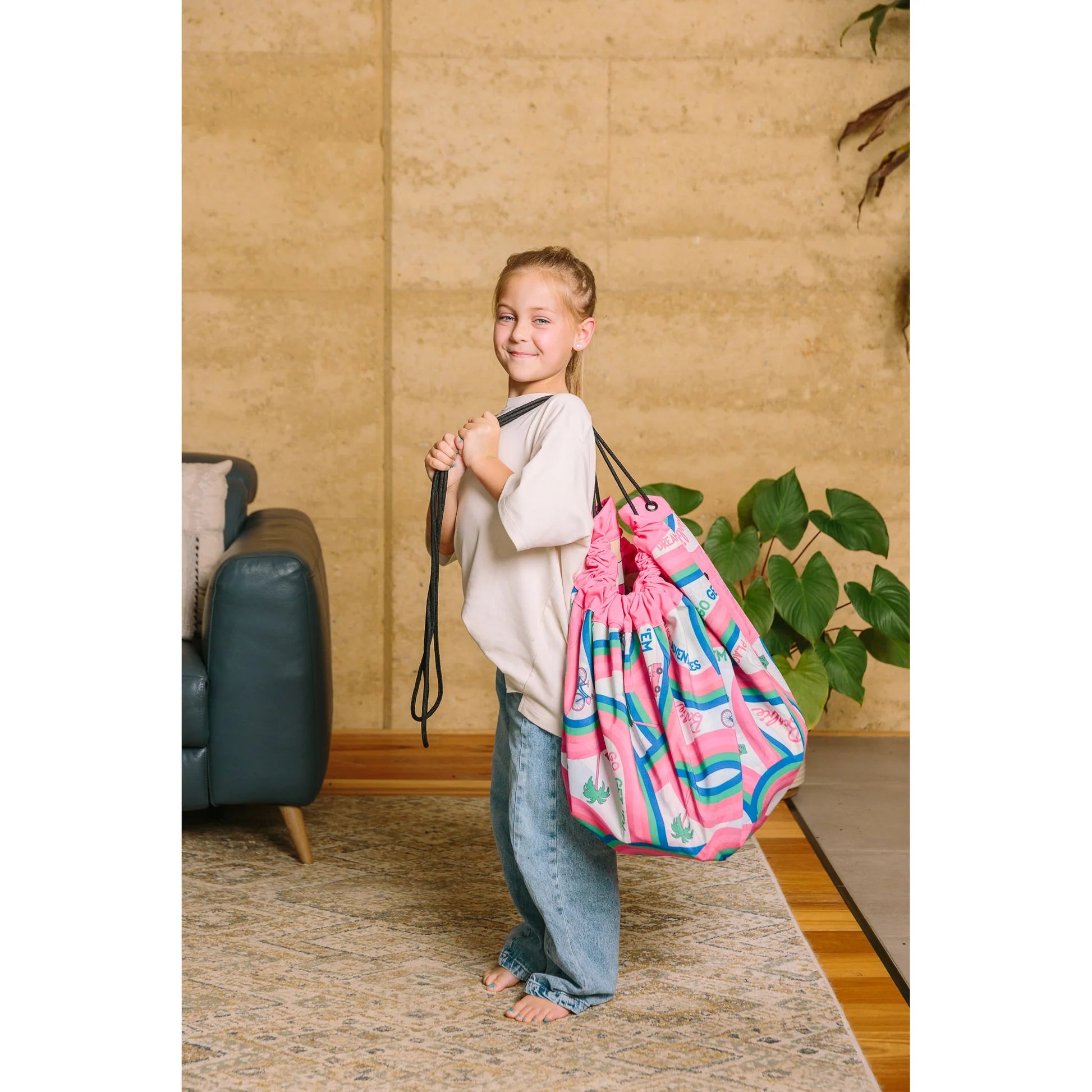 BARBIE - MALIBU PLAY POUCH - Toyworld Frankston