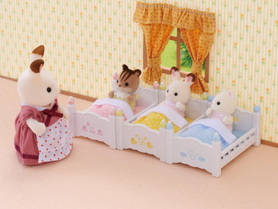 SYLVANIAN FAMILIES - TRIPLE BUNK BEDS - Toyworld Frankston