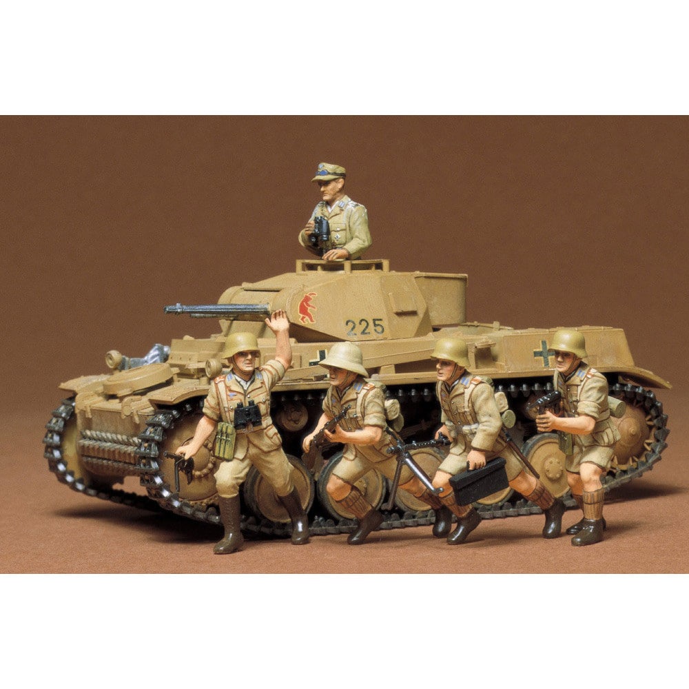 TAMIYA 1/35 PANZER KAMPFWAGEN II AUSF. F/G - Toyworld Frankston