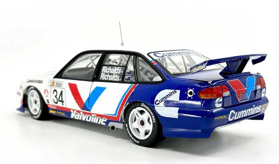 CLASSIC CARLECTABLES 1:18 HOLDEN VS COMMODORE 1997 BATHURST 2ND PLACE NO. 18768