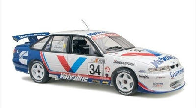 CLASSIC CARLECTABLES 1:18 HOLDEN VS COMMODORE 1997 BATHURST 2ND PLACE NO. 18768