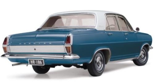 CLASSIC CARLECTABLES 1:18 HOLDEN HR PREMIER-HACIENDA BLUE METALLIC