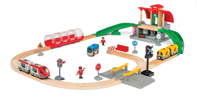 BRIO CENTRAL STATION SET 37 PIECES - 33989 - Toyworld Frankston