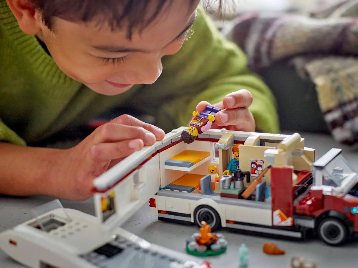 LEGO CITY 60454 HOLIDAY ADVENTURE CAMPER VAN - Toyworld Frankston