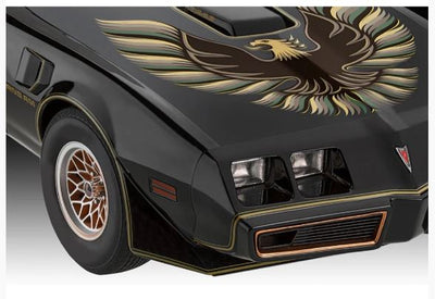 REVELL 1:8 PONTIAC FIREBIRD TRANS AM