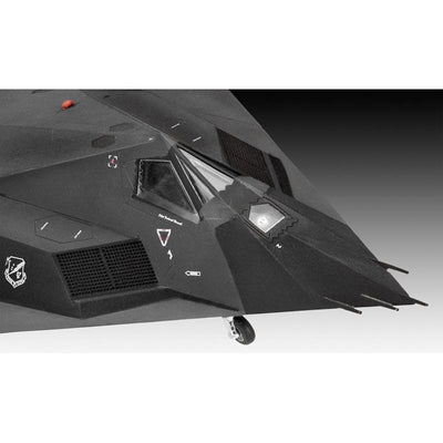REVELL 1/72 F-117A NIGHTHAWK STEALTH FIGHTER - Toyworld Frankston
