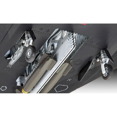 REVELL 1/72 F-117A NIGHTHAWK STEALTH FIGHTER - Toyworld Frankston