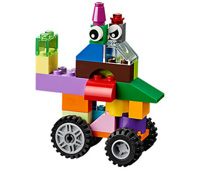 LEGO 10696 CLASSIC  LEGO® MEDIUM CREATIVE BRICK BOX - Toyworld Frankston