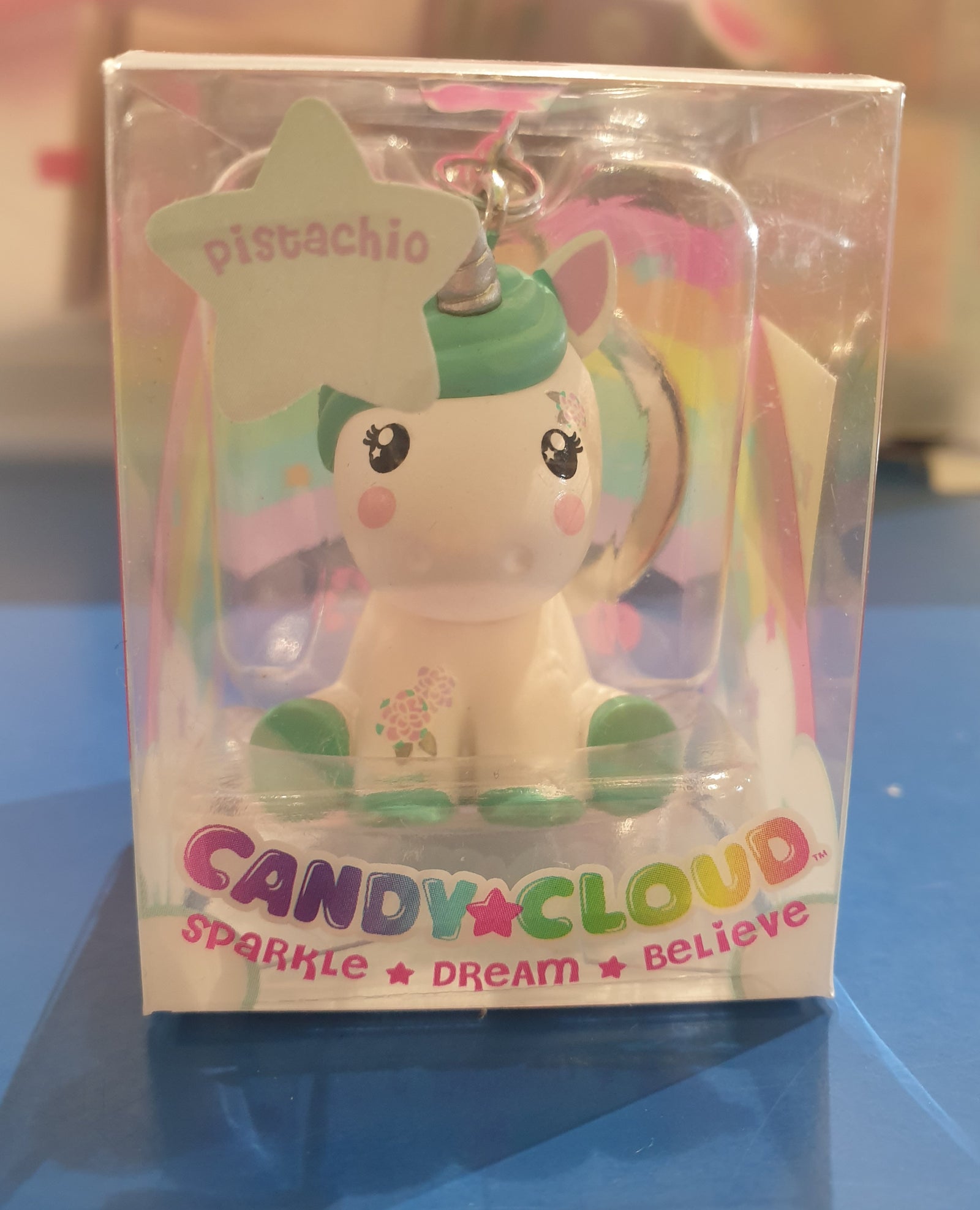 CANDY CLOUD KEYCHAIN PISTACHIO - Toyworld Frankston