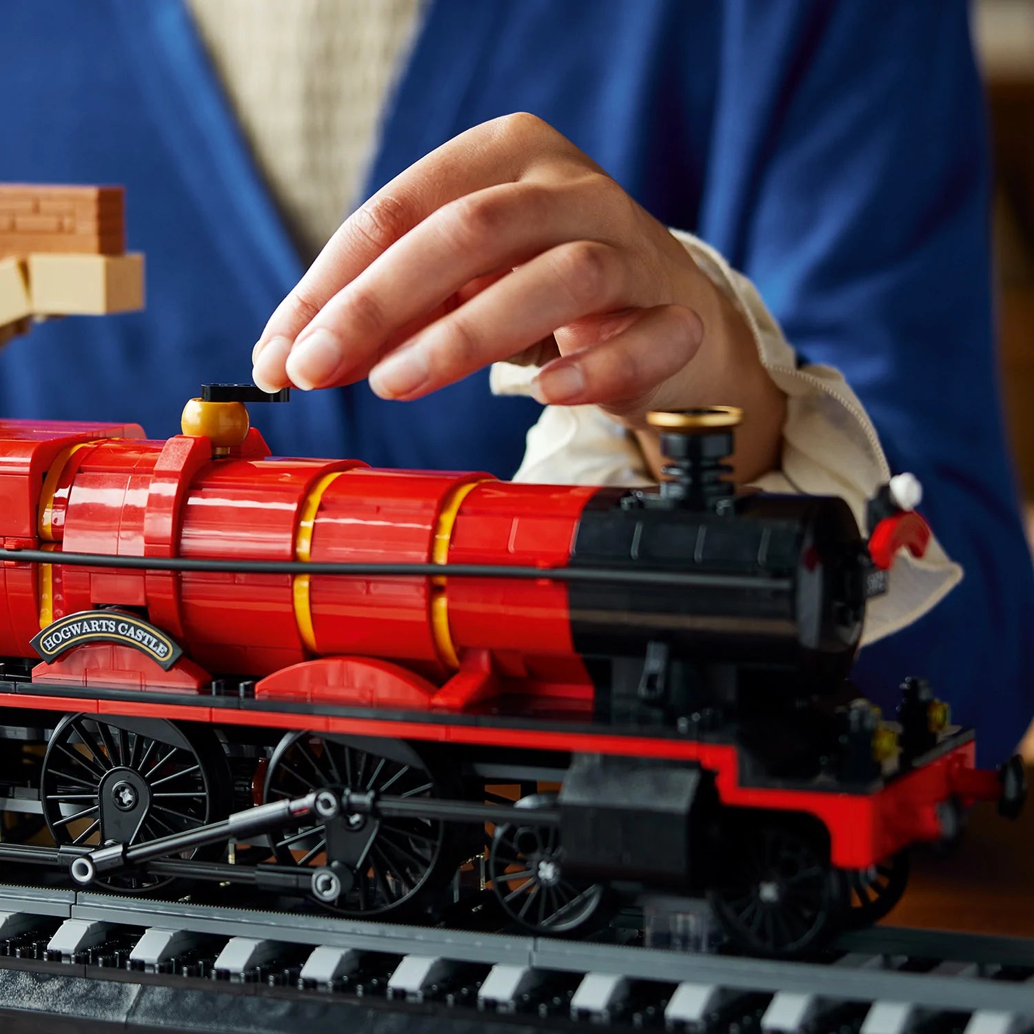 LEGO 76405 CREATOR HOGWARTS EXPRESS COLLECTORS EDITION - Toyworld Frankston