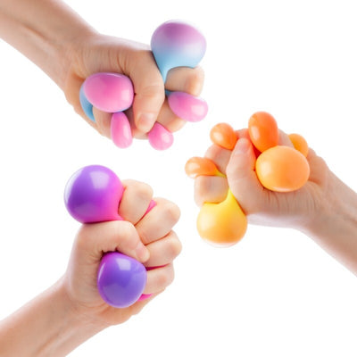 SMOOSHOS BALL COLOUR CHANGE - Toyworld Frankston