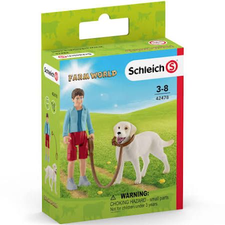 SCHLEICH WALKING WITH LABRADOR RETRIEVER - Toyworld Frankston